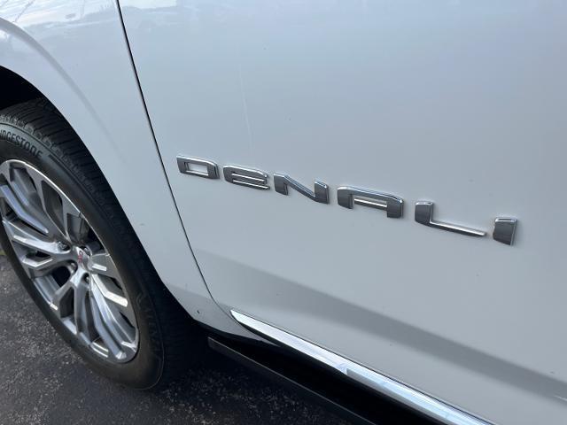 2022 GMC Yukon 4WD Denali