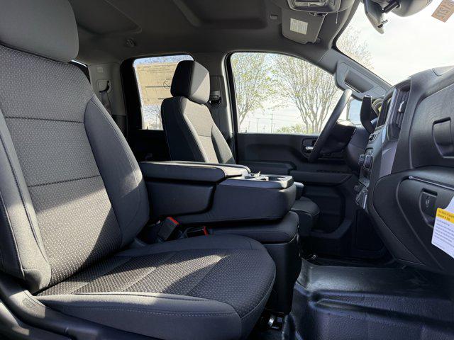 2026 Chevrolet Silverado 2500HD Double Cab, Long Bed, WT, RWD