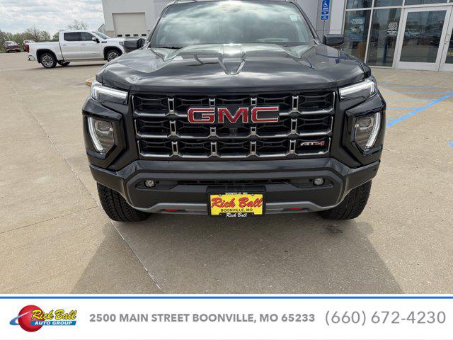2026 GMC Canyon AT4, 4WD