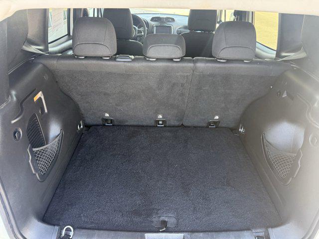 2018 Jeep Renegade Latitude FWD