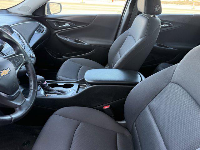 2021 Chevrolet Malibu FWD RS
