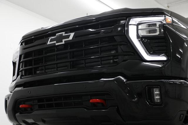 2026 Chevrolet Silverado 2500HD Crew Cab, Standard Bed, LT, 4WD