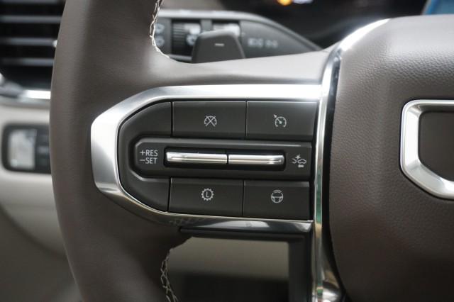 2026 GMC Acadia Denali FWD