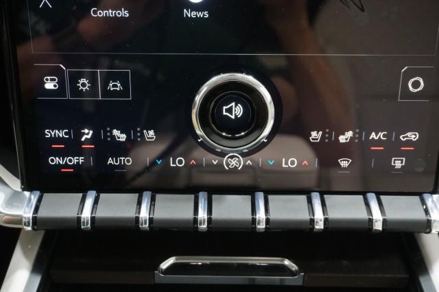 2026 GMC Acadia Denali FWD