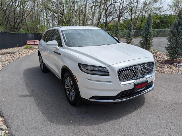 2022 Lincoln Nautilus Standard