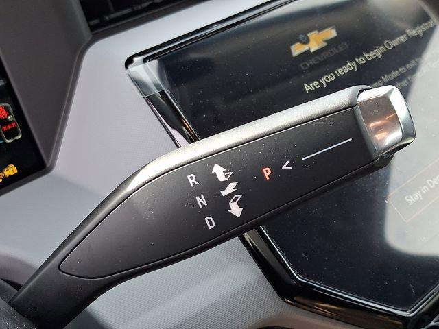 2027 Chevrolet Bolt LT FWD