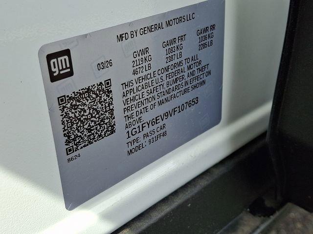 2027 Chevrolet Bolt LT FWD