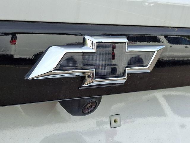 2027 Chevrolet Bolt LT FWD