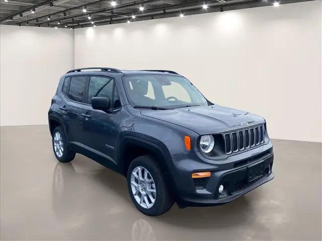 2023 Jeep Renegade Latitude 4x4 for sale in Williamsville, NY