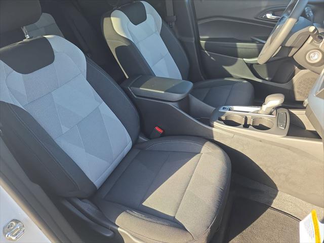 2026 Chevrolet Trax FWD LS