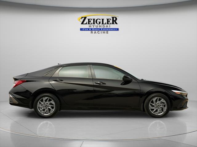 2025 Hyundai Elantra Hybrid Blue