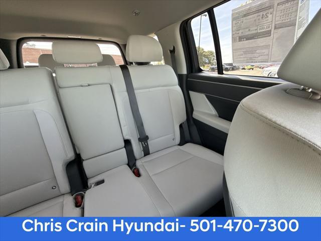 2026 Hyundai Santa Fe SE
