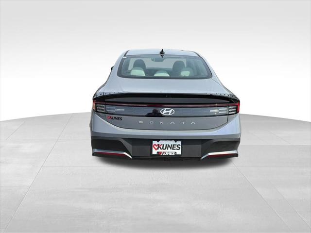 2025 Hyundai Sonata SE