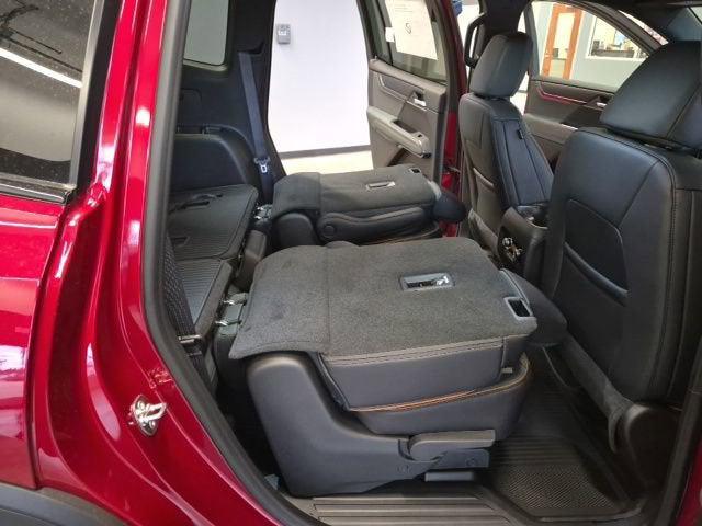 2026 GMC Acadia AT4 AWD