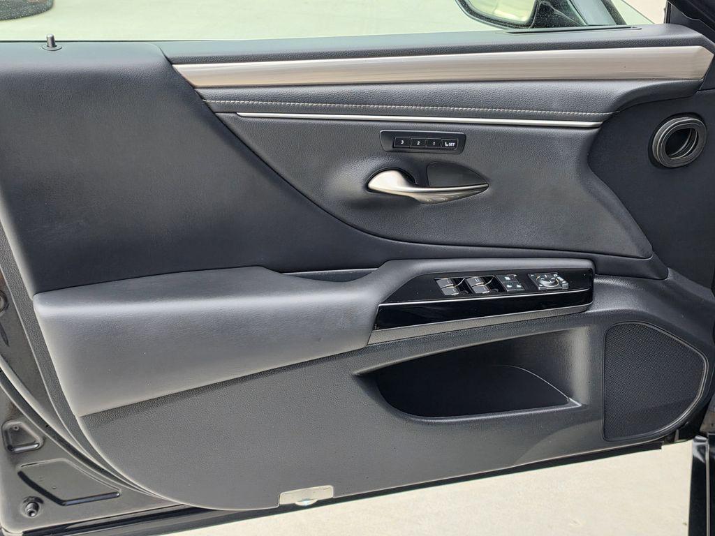 2024 Lexus ES 350 F SPORT Handling - Photo 16