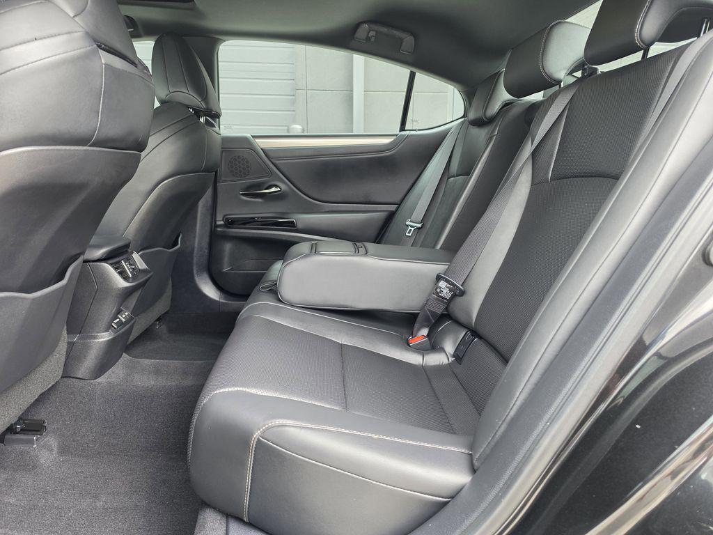 2024 Lexus ES 350 F SPORT Handling - Photo 18