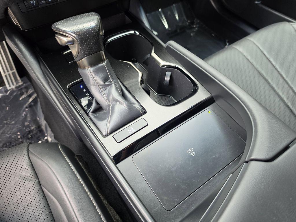 2024 Lexus ES 350 F SPORT Handling - Photo 24