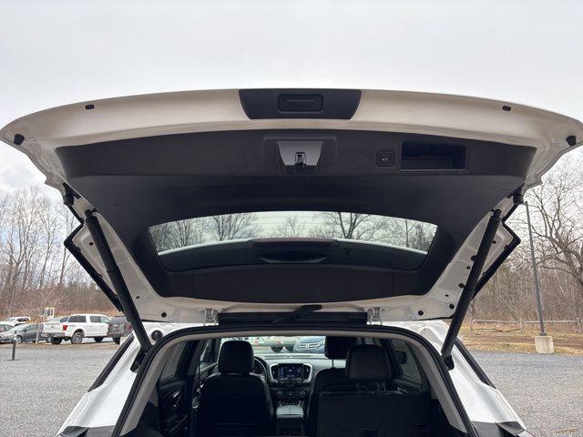 2024 GMC Terrain AWD SLT