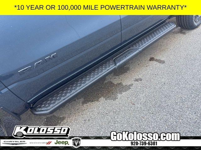 2026 Ram 1500 Express Crew Cab 4x4 5'7" Box