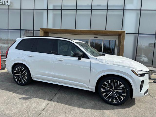 2026 Volvo XC90 Plug-In Hybrid Ultra Dark Theme, T8 AWD, Electric/Gasoline, 7 Seats for sale in Lynnwood, WA
