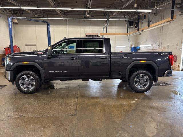 2026 GMC Sierra 2500HD Crew Cab, Standard Bed, SLE, 4WD