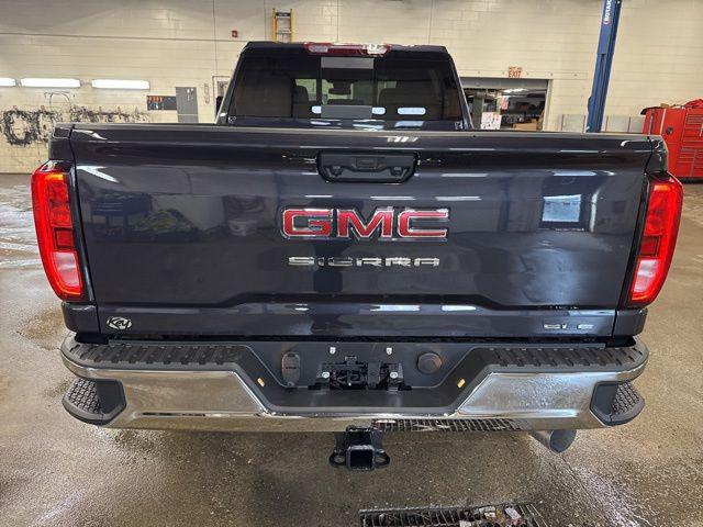 2026 GMC Sierra 2500HD Crew Cab, Standard Bed, SLE, 4WD