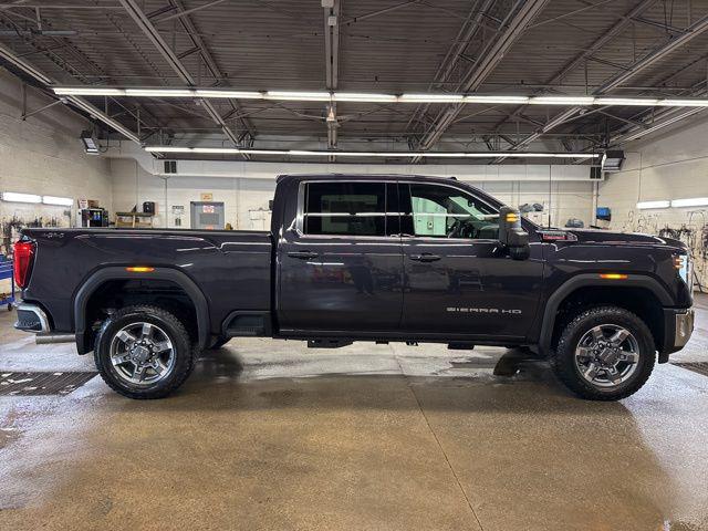 2026 GMC Sierra 2500HD Crew Cab, Standard Bed, SLE, 4WD