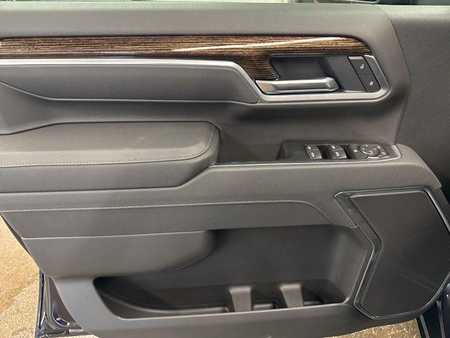 2026 GMC Sierra 2500HD Crew Cab, Standard Bed, SLE, 4WD