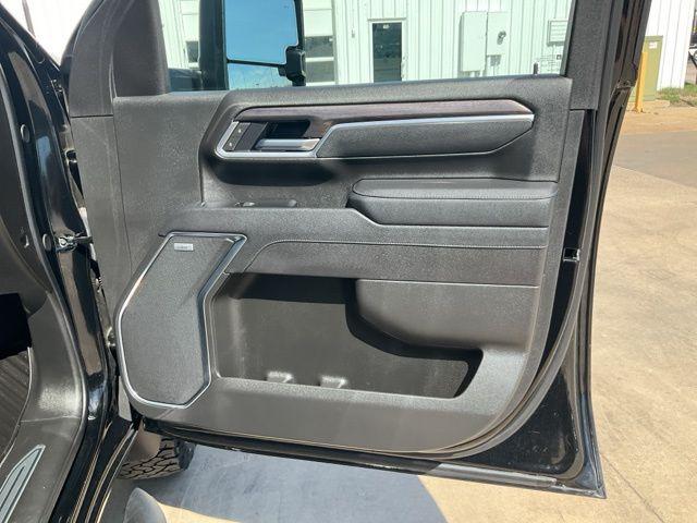 2025 Chevrolet Silverado 2500HD 4WD Crew Cab Standard Bed LTZ