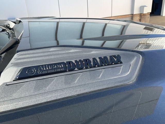 2025 Chevrolet Silverado 2500HD 4WD Crew Cab Standard Bed LTZ