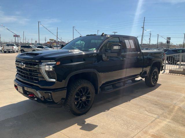 2025 Chevrolet Silverado 2500HD 4WD Crew Cab Standard Bed LTZ