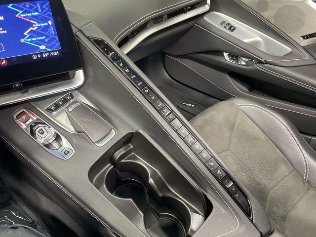 2022 Chevrolet Corvette Stingray RWD Convertible 2LT