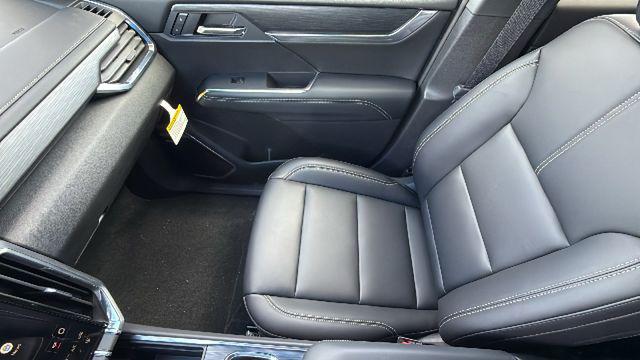 2026 GMC Acadia Elevation AWD