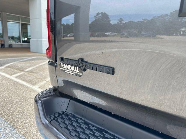 2026 Ram 1500 Lone Star Crew Cab 4x2 5'7" Box