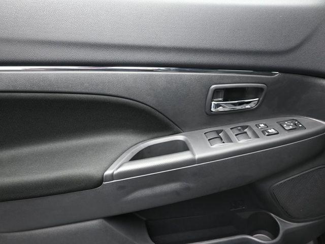 2026 Mitsubishi Outlander Sport 2.0 LE