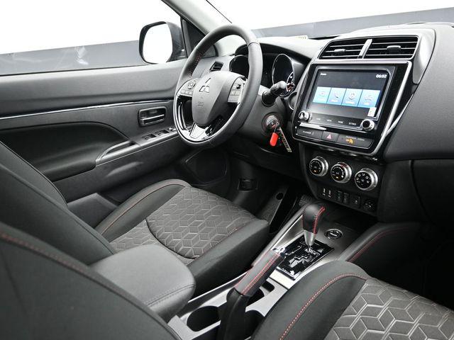 2026 Mitsubishi Outlander Sport 2.0 LE