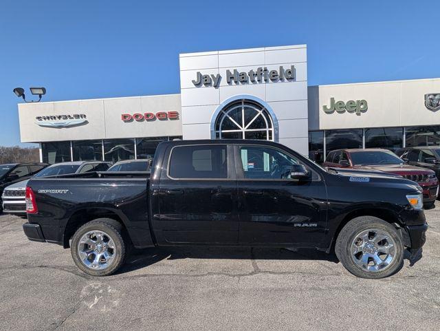 2022 Ram 1500 Big Horn Crew Cab 4x4 5'7" Box for sale in Frontenac, KS
