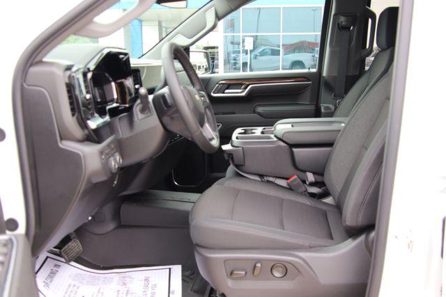 2026 Chevrolet Silverado 1500 4WD Crew Cab Standard Bed LT
