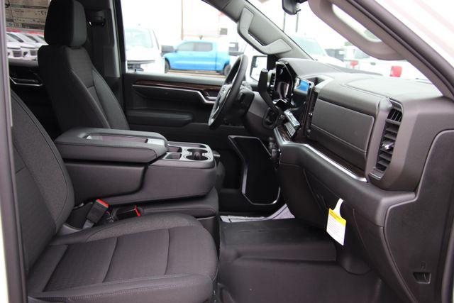 2026 Chevrolet Silverado 1500 4WD Crew Cab Standard Bed LT
