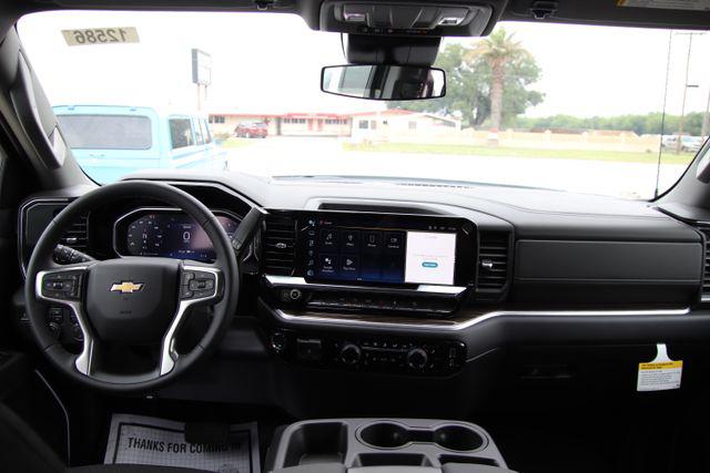 2026 Chevrolet Silverado 1500 4WD Crew Cab Standard Bed LT