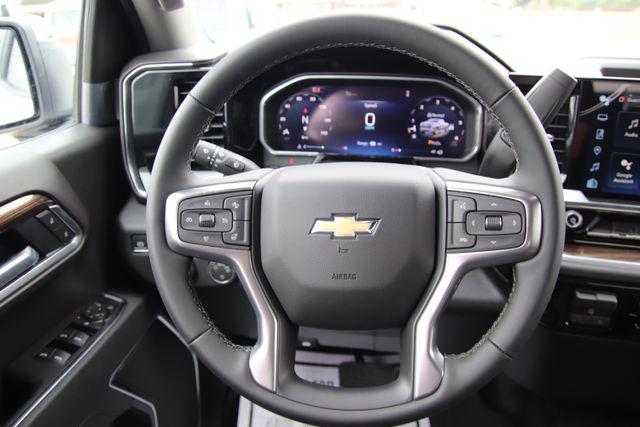 2026 Chevrolet Silverado 1500 4WD Crew Cab Standard Bed LT