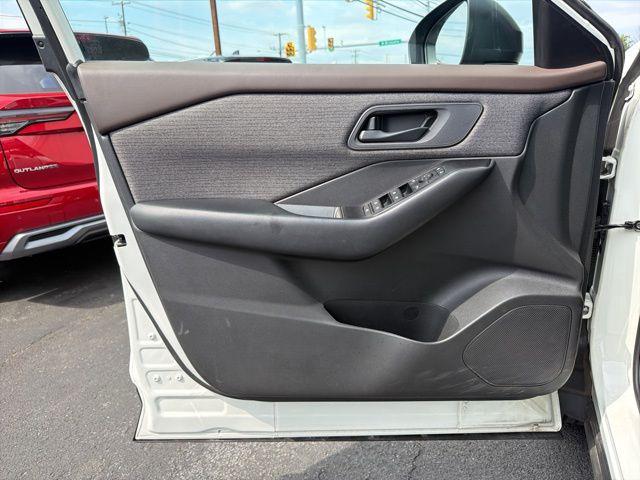 2023 Nissan Rogue S Intelligent AWD
