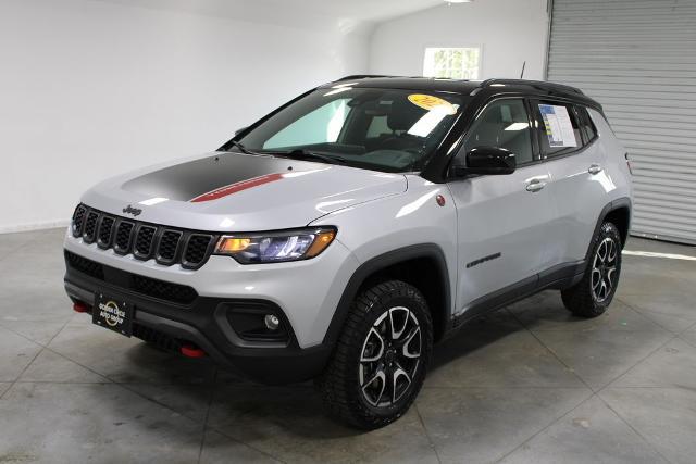 2025 Jeep Compass Trailhawk 4x4