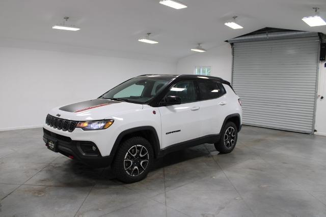 2025 Jeep Compass Trailhawk 4x4