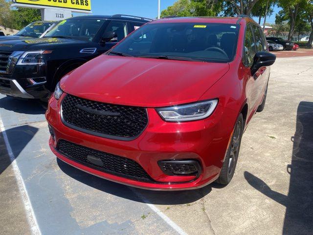 2025 Chrysler Pacifica Limited for sale in Titusville, FL