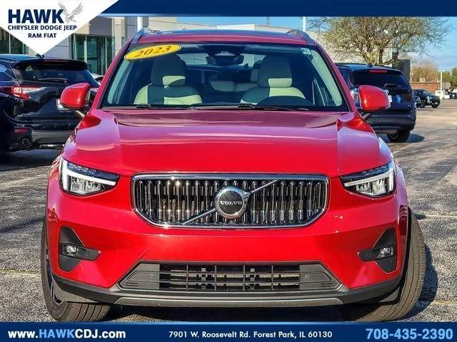 2023 Volvo XC40 B5 Plus Bright Theme