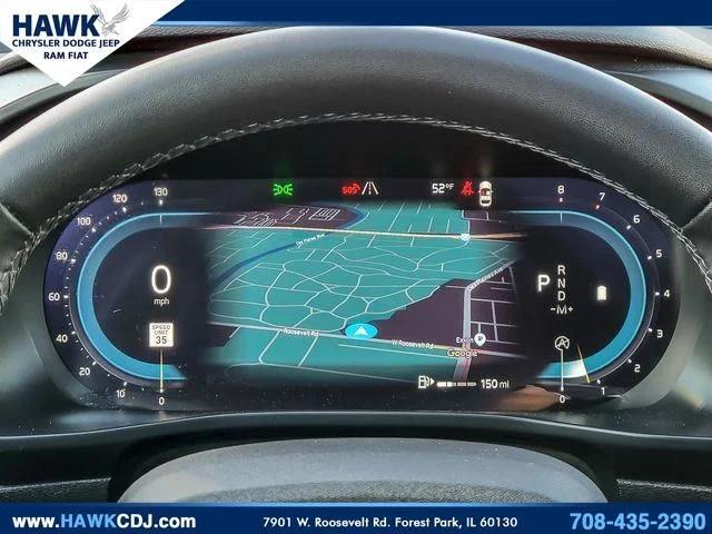 2023 Volvo XC40 B5 Plus Bright Theme