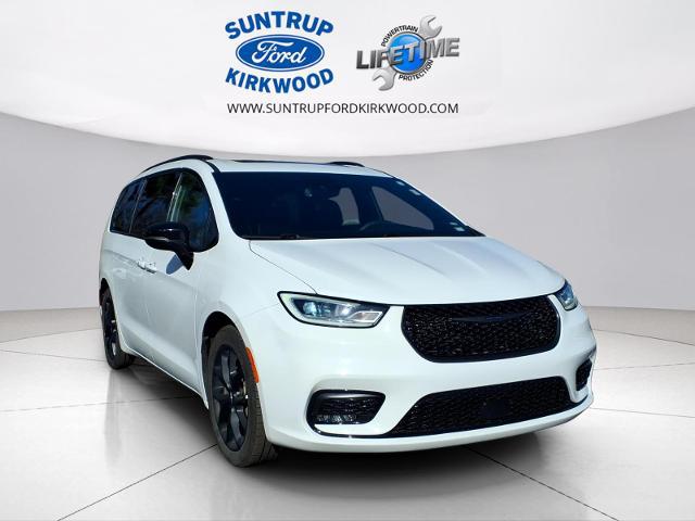 2025 Chrysler Pacifica Limited for sale in Kirkwood, MO