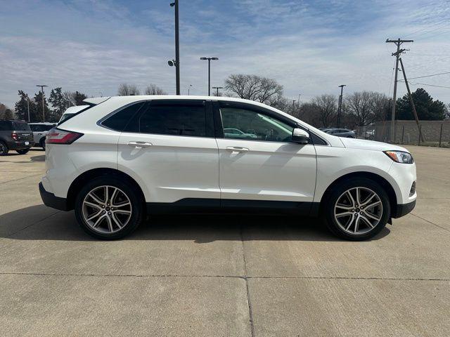 2023 Ford Edge Titanium
