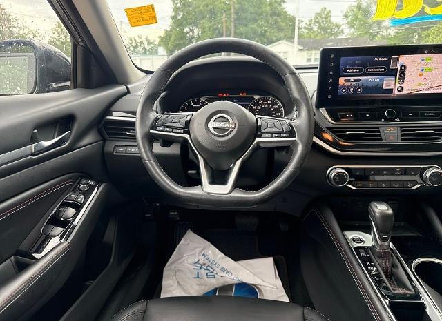 2023 Nissan Altima SR FWD